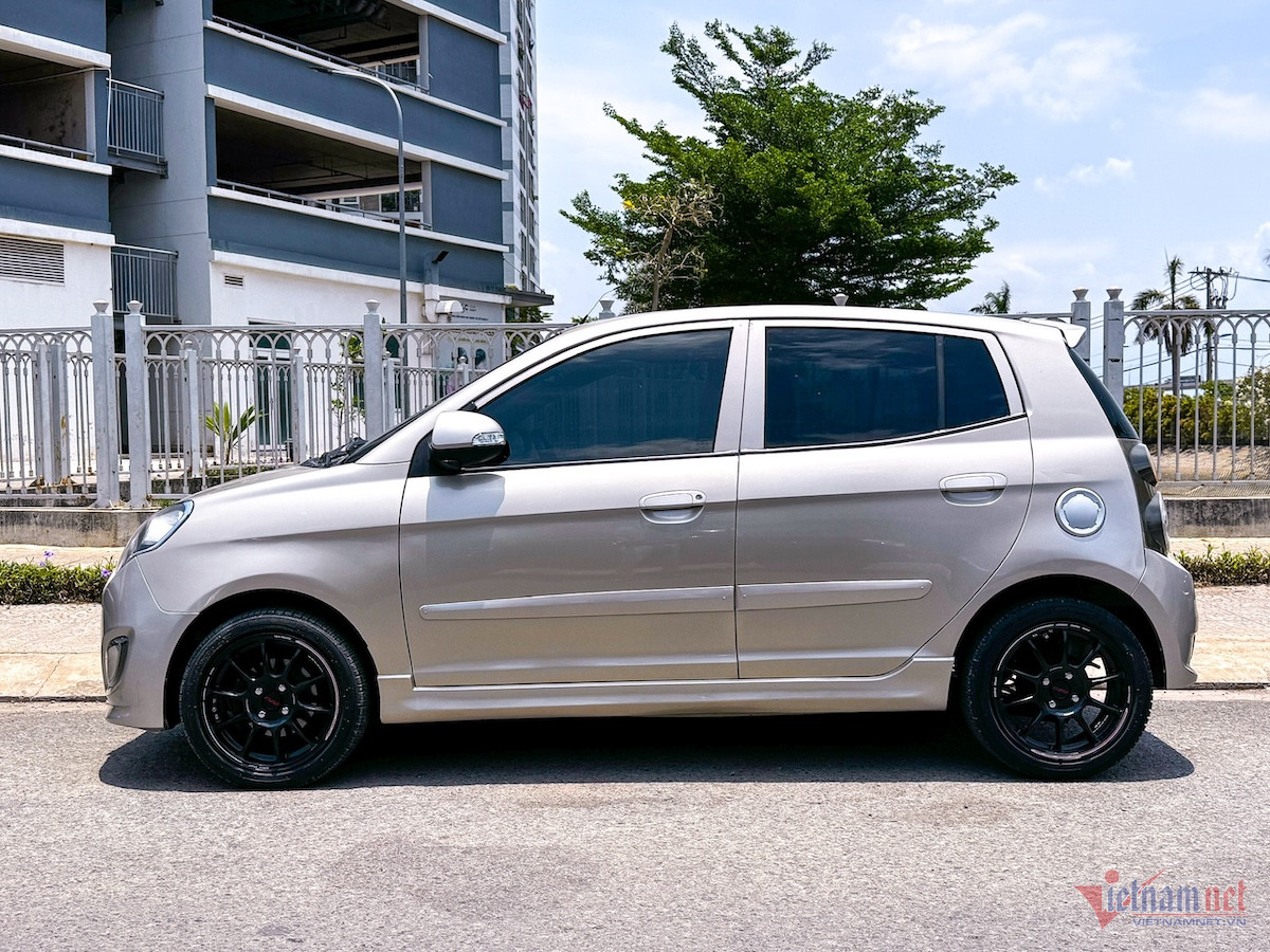 W-kia morning 2010 5.jpg