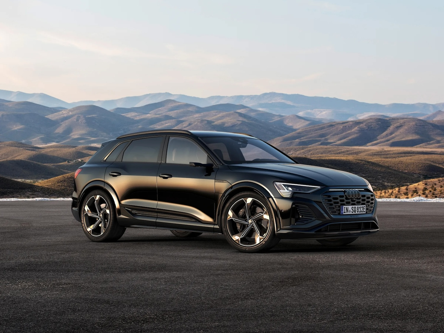 audi q8 e tron.jpeg