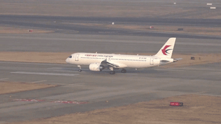 Máy bay chở khách do Trung Quốc sản xuất làm được gì sau một năm cất cánh?