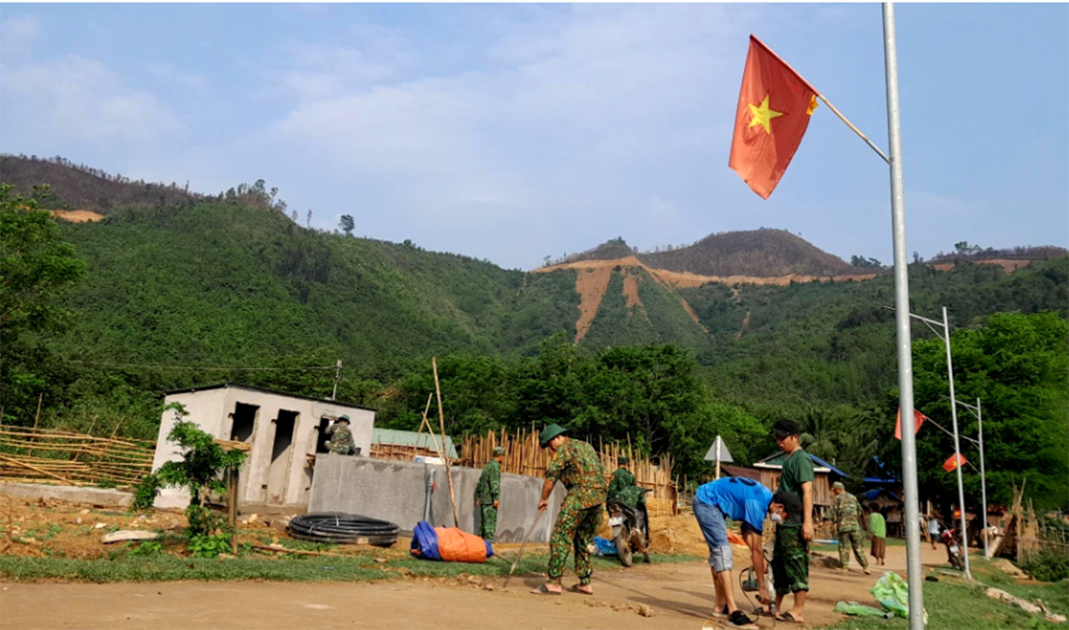 nuoc sach bien gioi.jpg