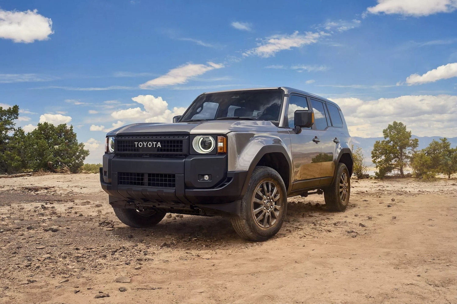 toyota land cruiser prado.jpeg