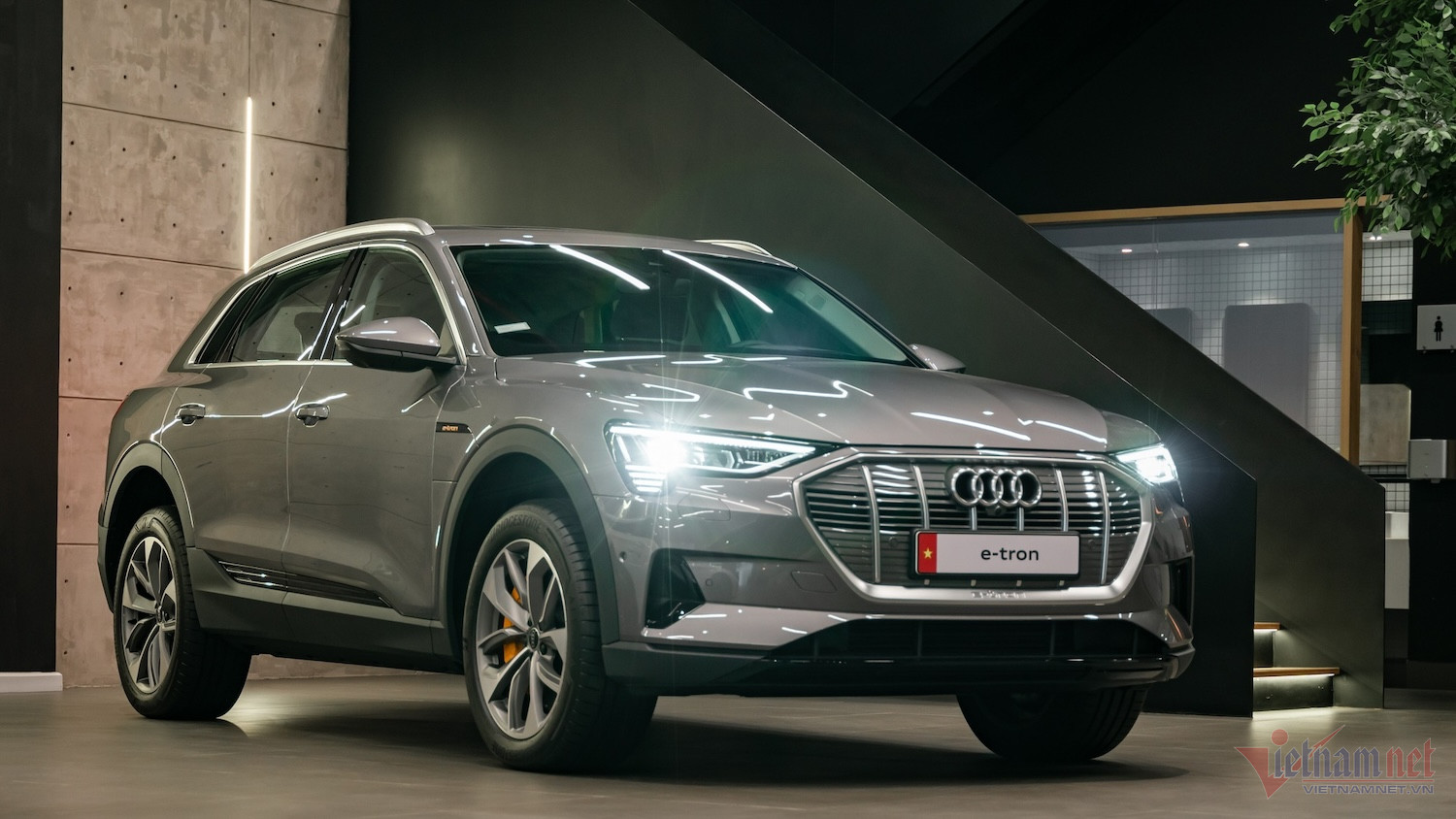 W-audi e tron.jpeg