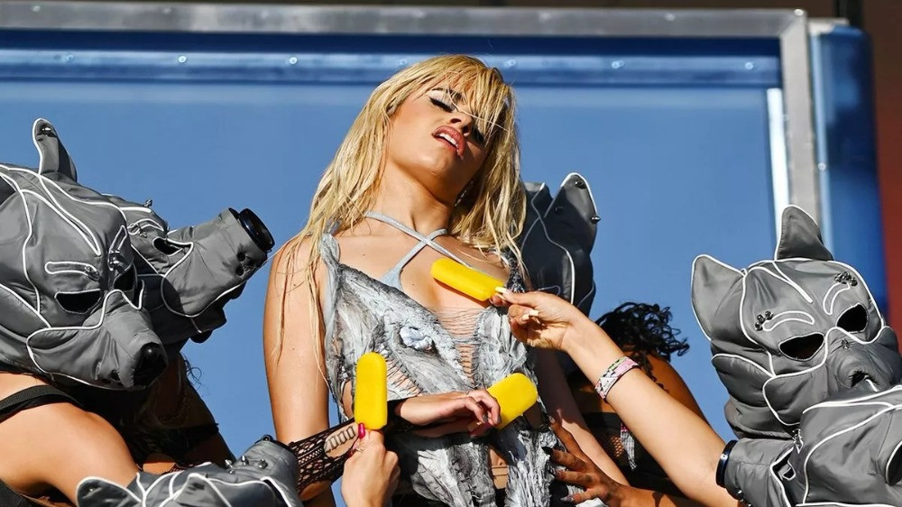 0_Camila Cabello stuns Glastonbury as she puts on a VERY seductive performance with ice lollies (1).webp