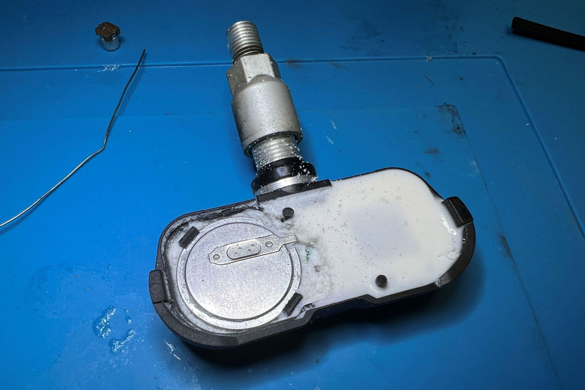 tpms battery replacement 3.jpg