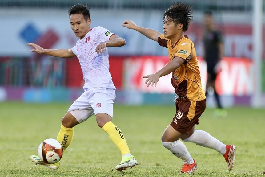 Vòng cuối V-League: HAGL trụ hạng thành công, Hà Tĩnh đá play-off