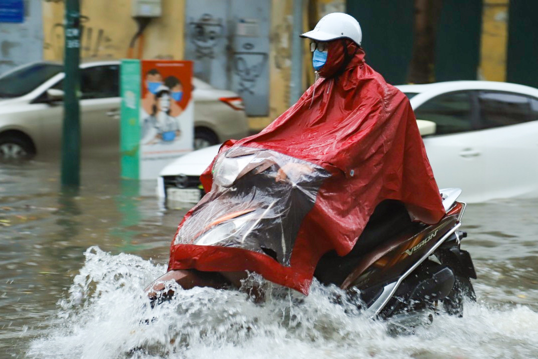 Dự báo thời tiết 4/6/2024: Khu vực Bắc Bộ và Thanh Hóa mưa rất to