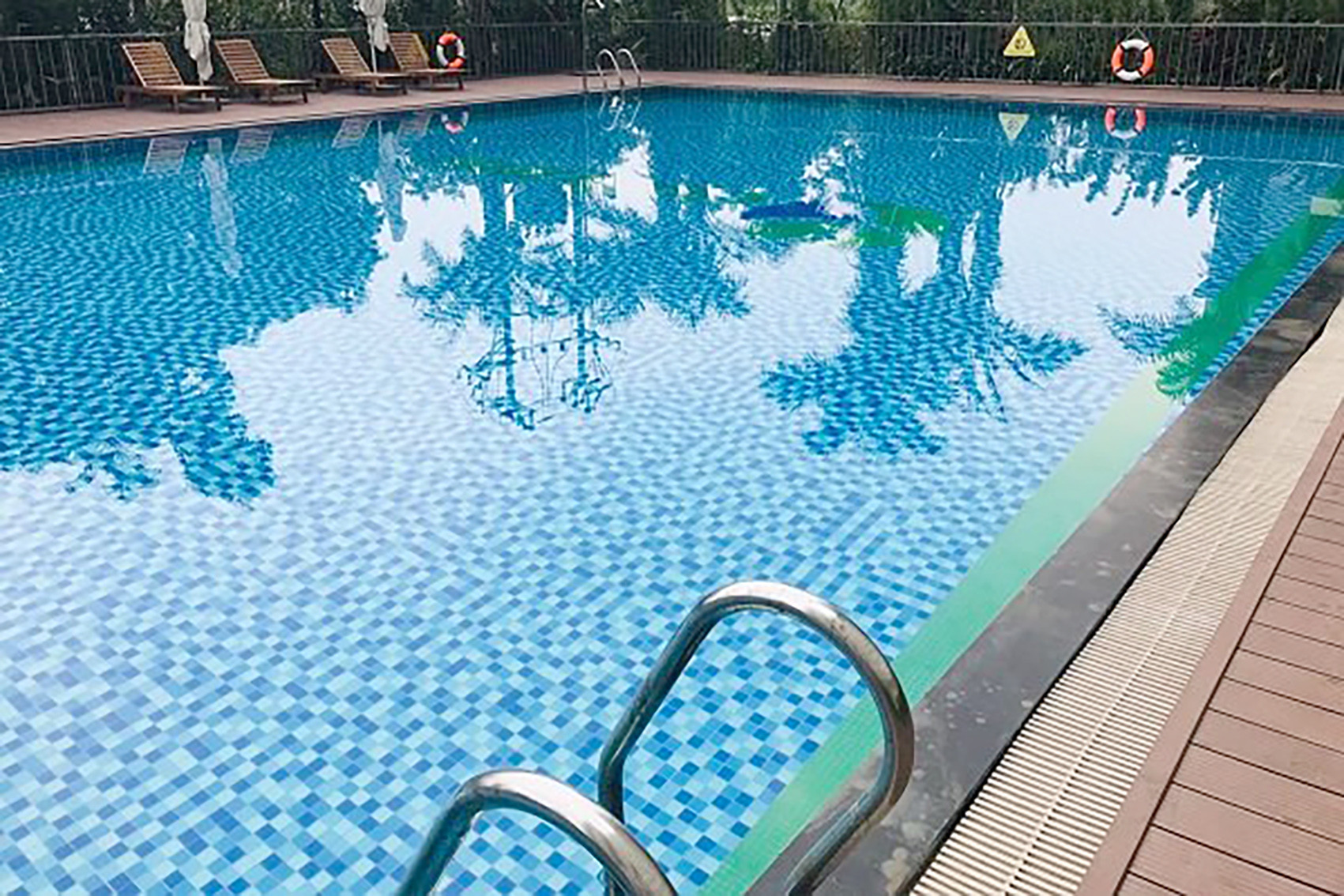 Bé gái 7 tuổi tử vong trong bể bơi resort cao cấp ở Quảng Ninh