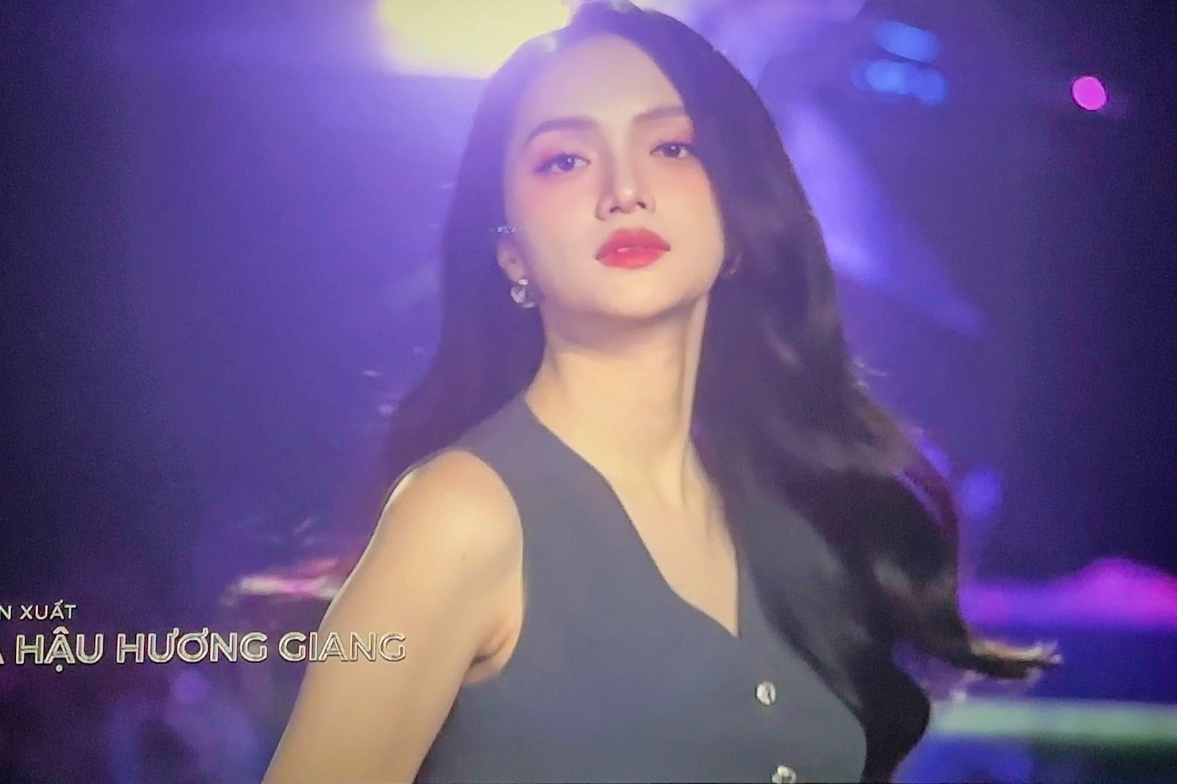 Nhà sản xuất Miss Universe Vietnam 'chơi trội'?