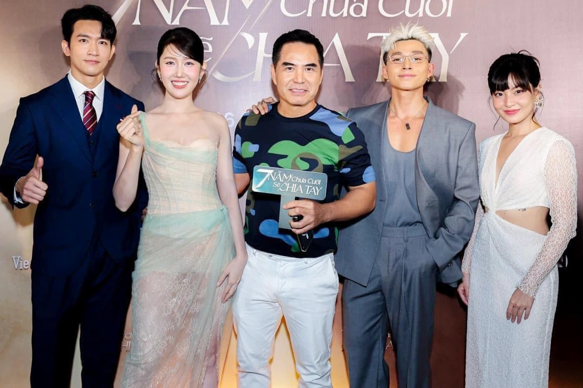 trung dung thuy ngan 1717.jpg