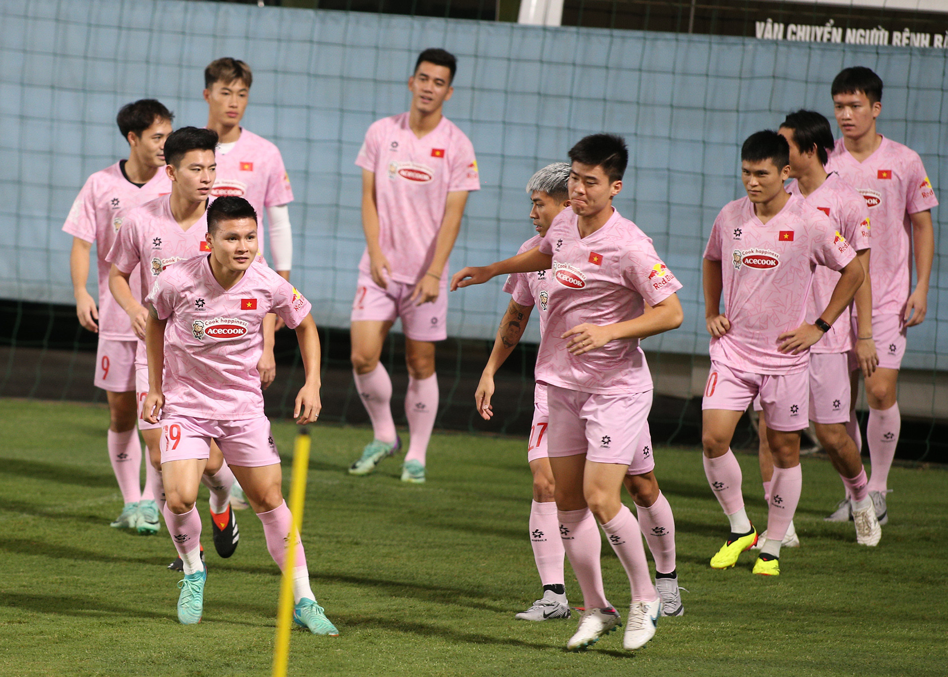 tuyen viet nam 3.JPG