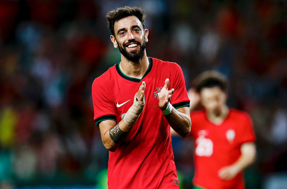 Bồ Đào Nha thắng tưng bừng ngày Bruno Fernandes chói sáng Bồ Đào Nha