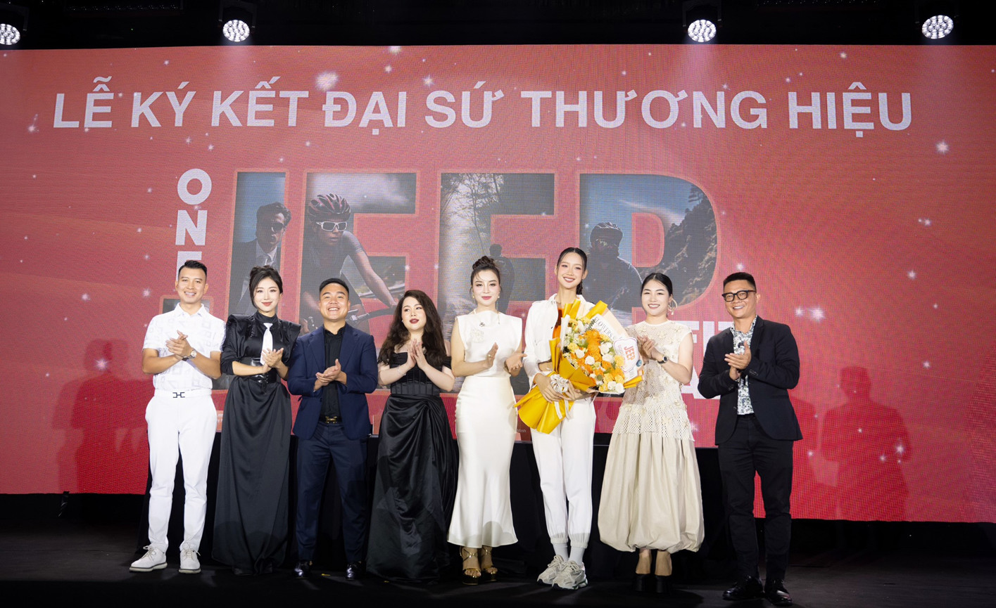 01 HOA HAU BAO NGOC.jpg