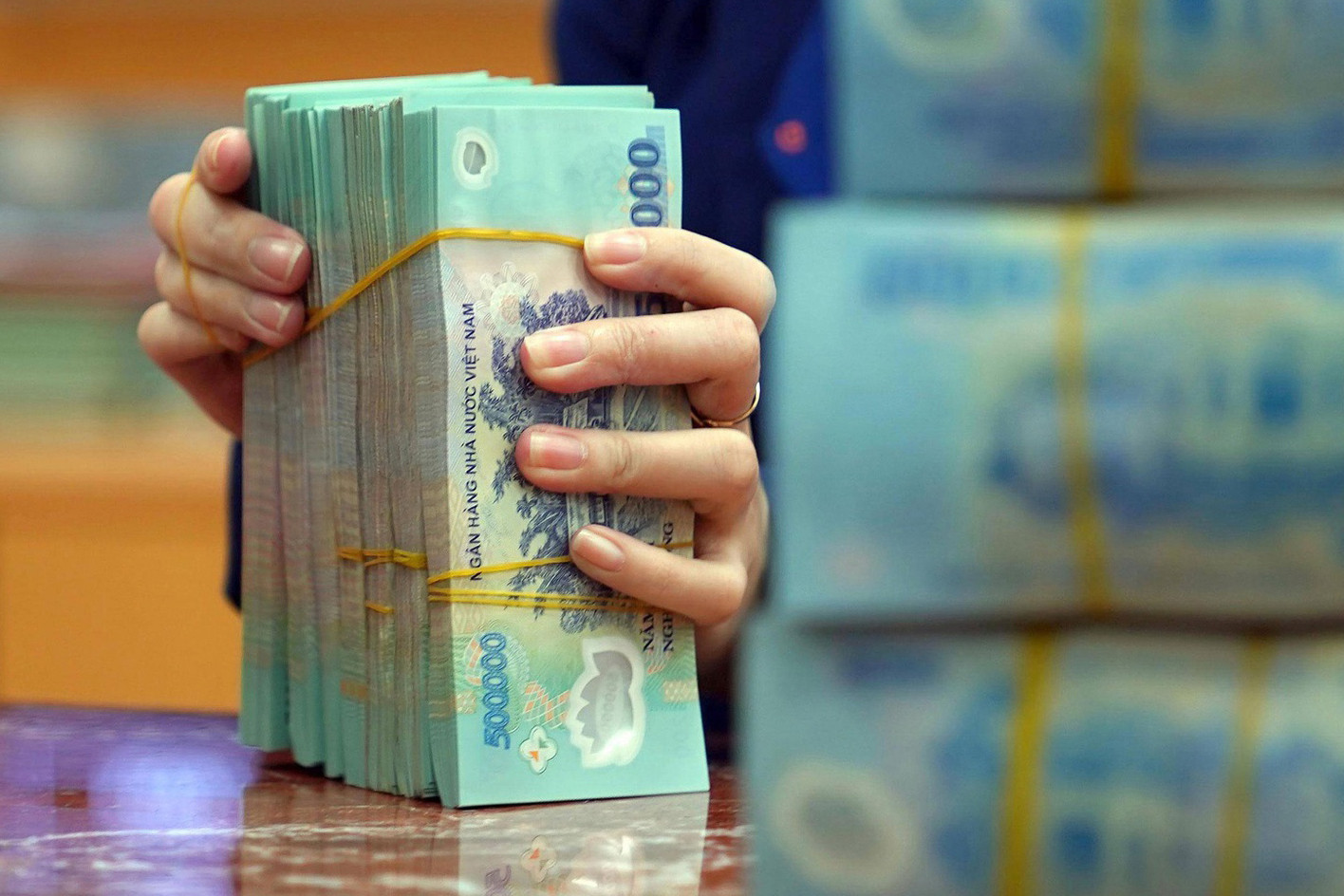 Lãi suất ngân hàng hôm nay 6/6/2024: Đồng loạt 'tăng sốc' lãi suất huy động