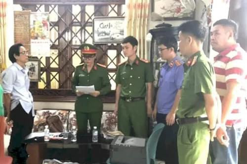 Con trai cựu Tổng giám đốc Công ty cao su Đắk Lắk bị bắt về tội tham ô, rửa tiền