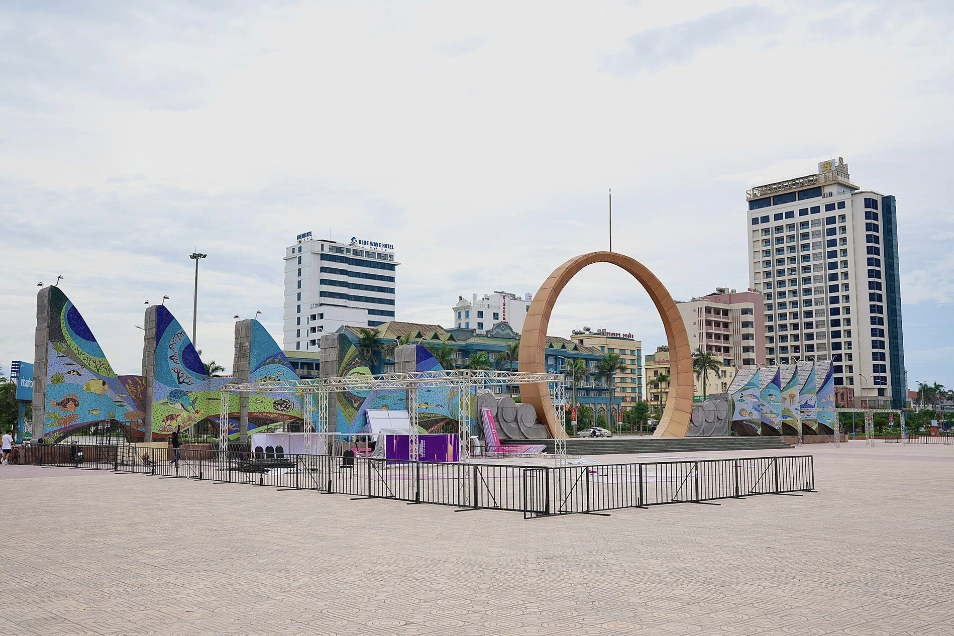 Hành trình về Làng Sen 2024: Hối hả trước giờ G