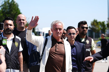 Mourinho được trả lương cao chót vót ở Fenerbahce