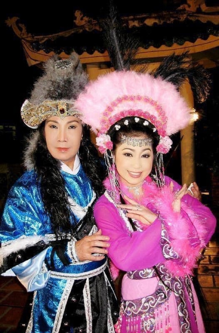 thoai my vu linh.jpg