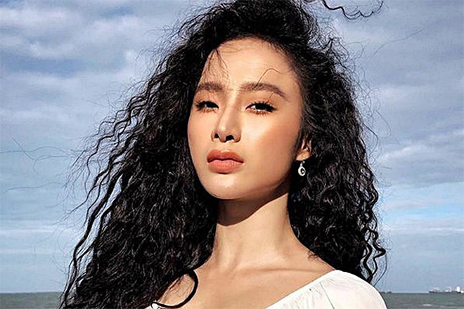 Mẹ Angela Phương Trinh: 'Tôi rất lo vì vẫn không gọi được cho con'