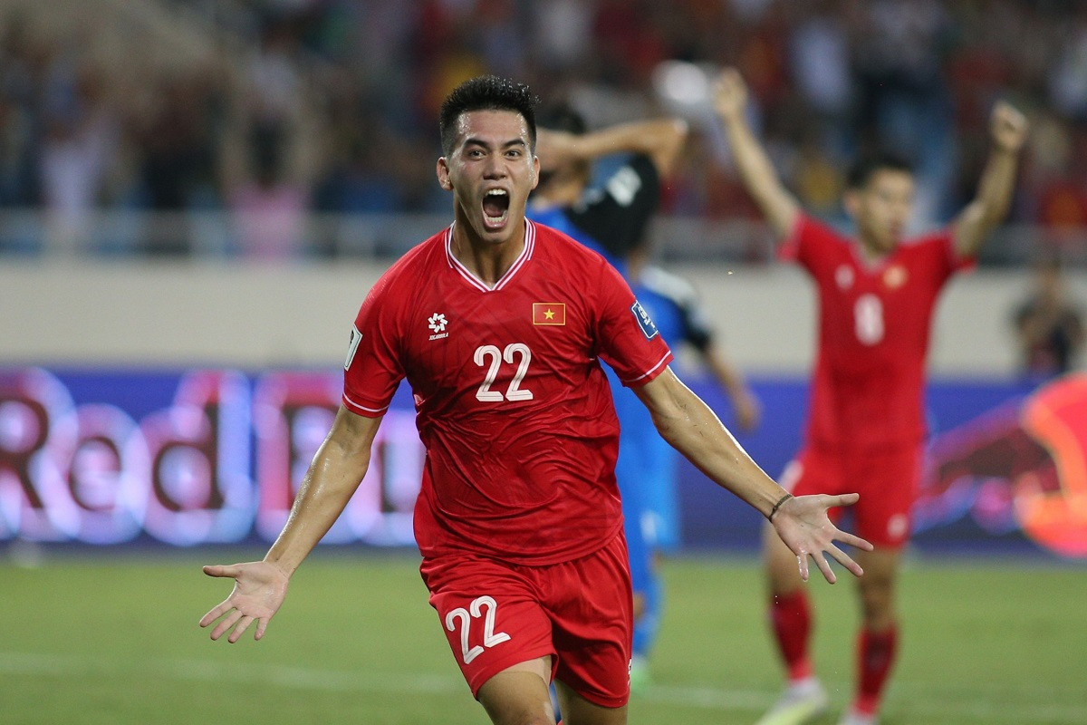 Video bóng đá Việt Nam 3-2 Philippines: Rượt đuổi siêu kịch tính