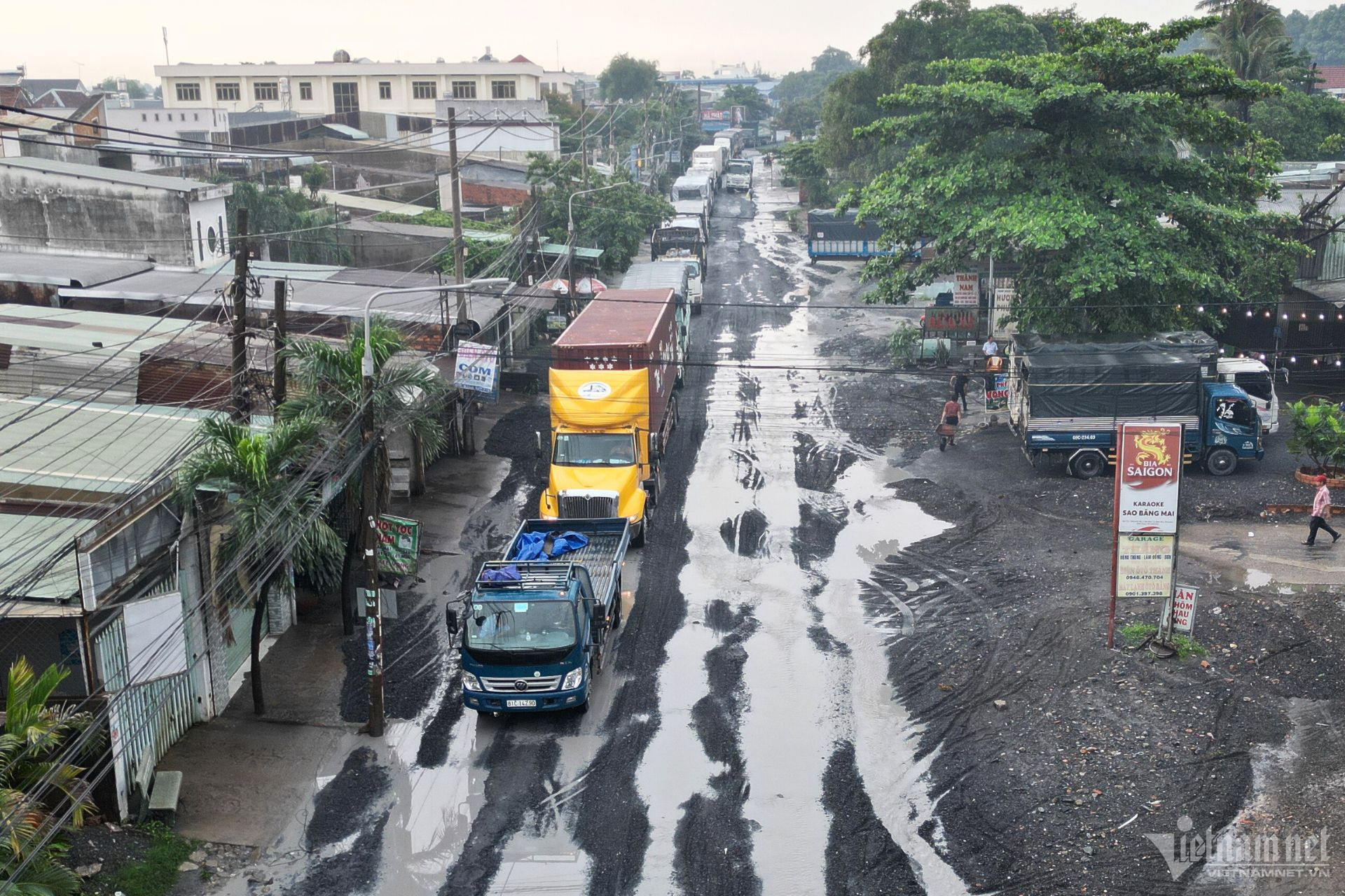 W-hoang van bon10.jpg