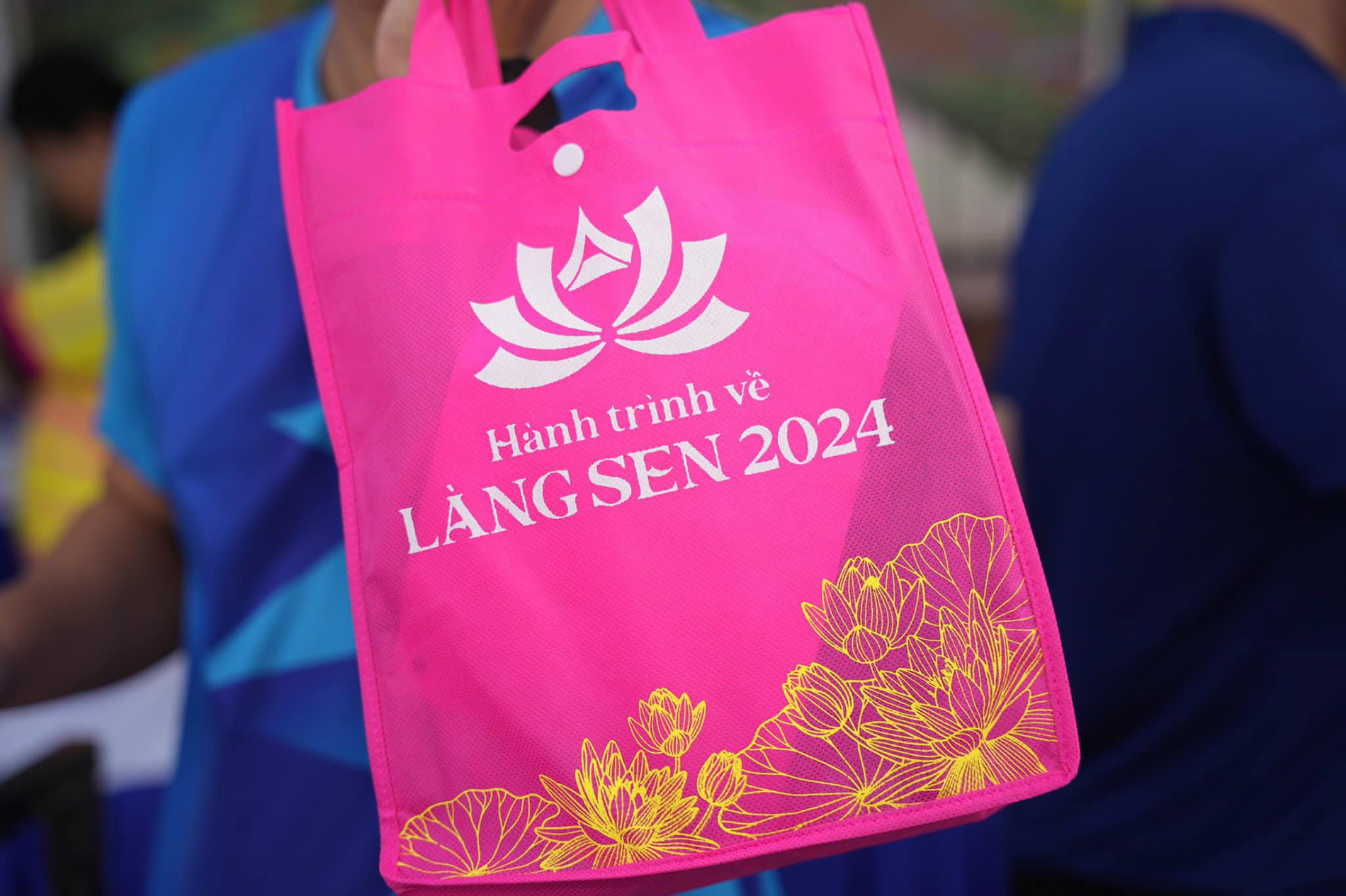 chay lang sen 37.jpg