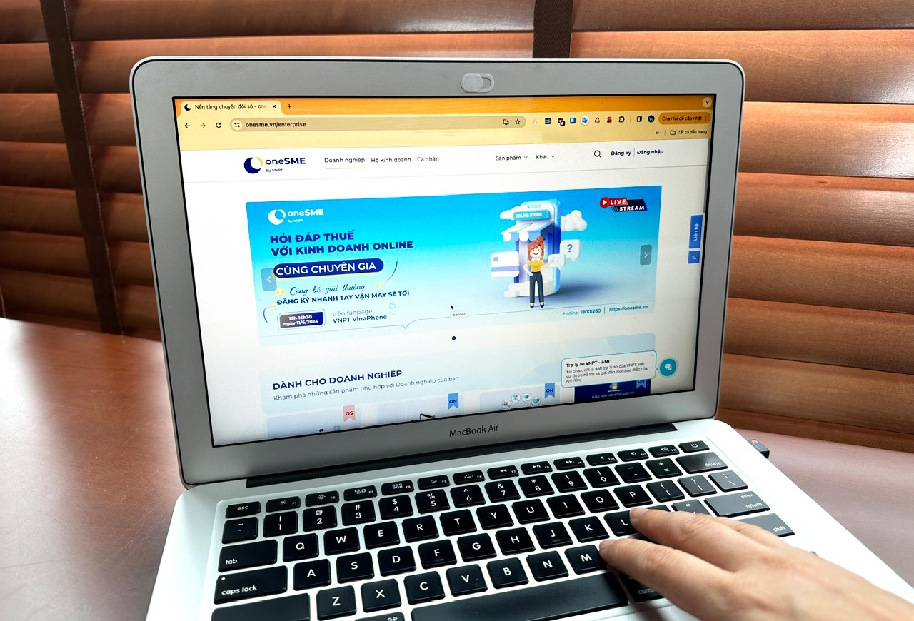 Chuyên gia chia sẻ trực tuyến về thuế với kinh doanh online