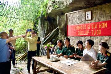 Sự trở lại của đạo diễn 'Hương vị tình thân'