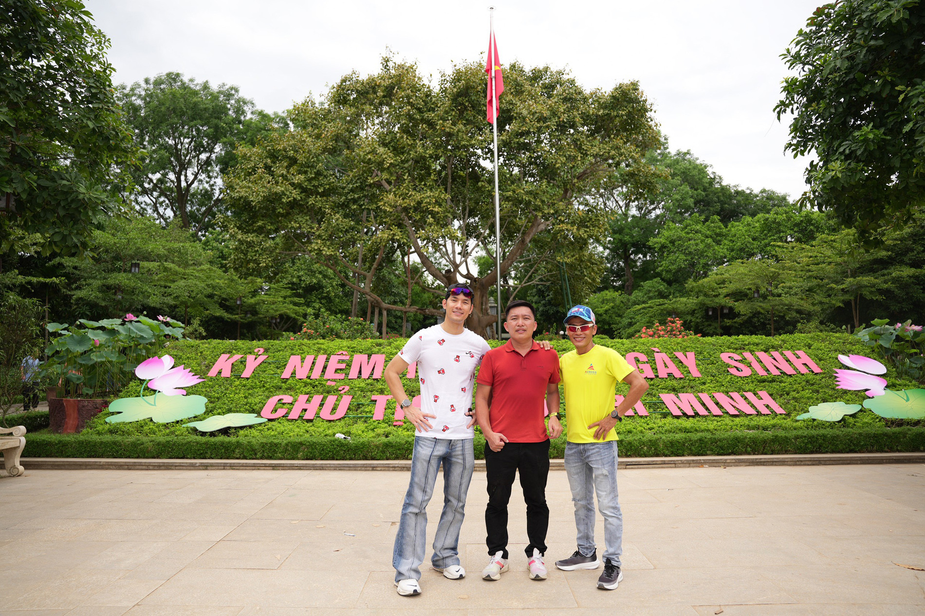 chay lang sen 72.jpg