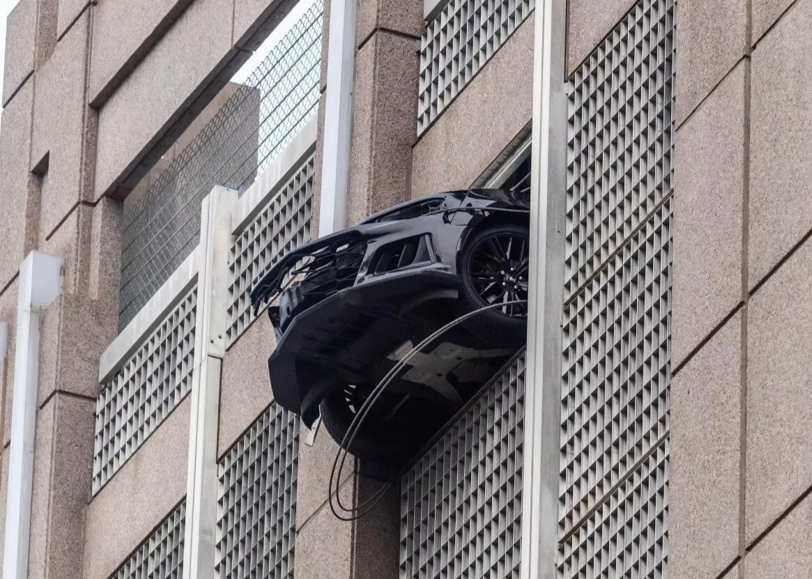 Chevrolet Camaro ZL1 1.jpeg