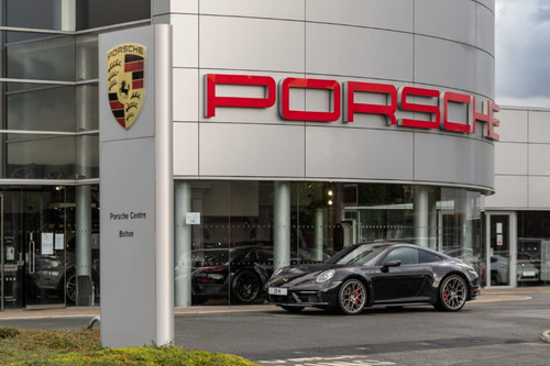 Porsche bị kiện vì che giấu chính sách bảo hành và chối bỏ trách nhiệm