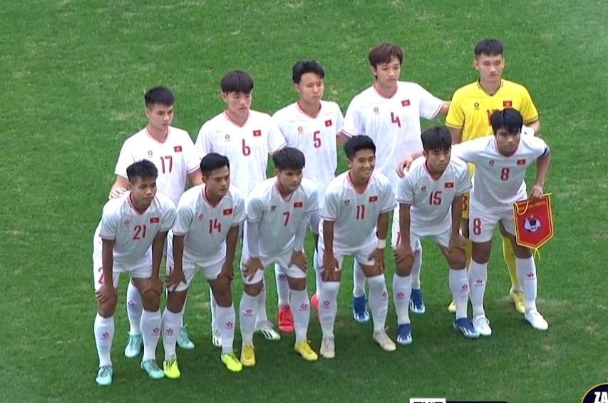 u19 viet nam 1.jpg