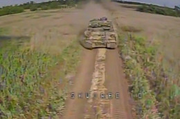 Video Nga phá hủy thêm xe tăng và thiết giáp Mỹ ở Avdiivka
