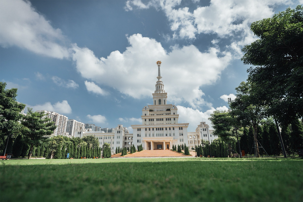 VinUni giành giải thưởng lớn nhất trong cuộc thi thử thách toàn cầu Trinity