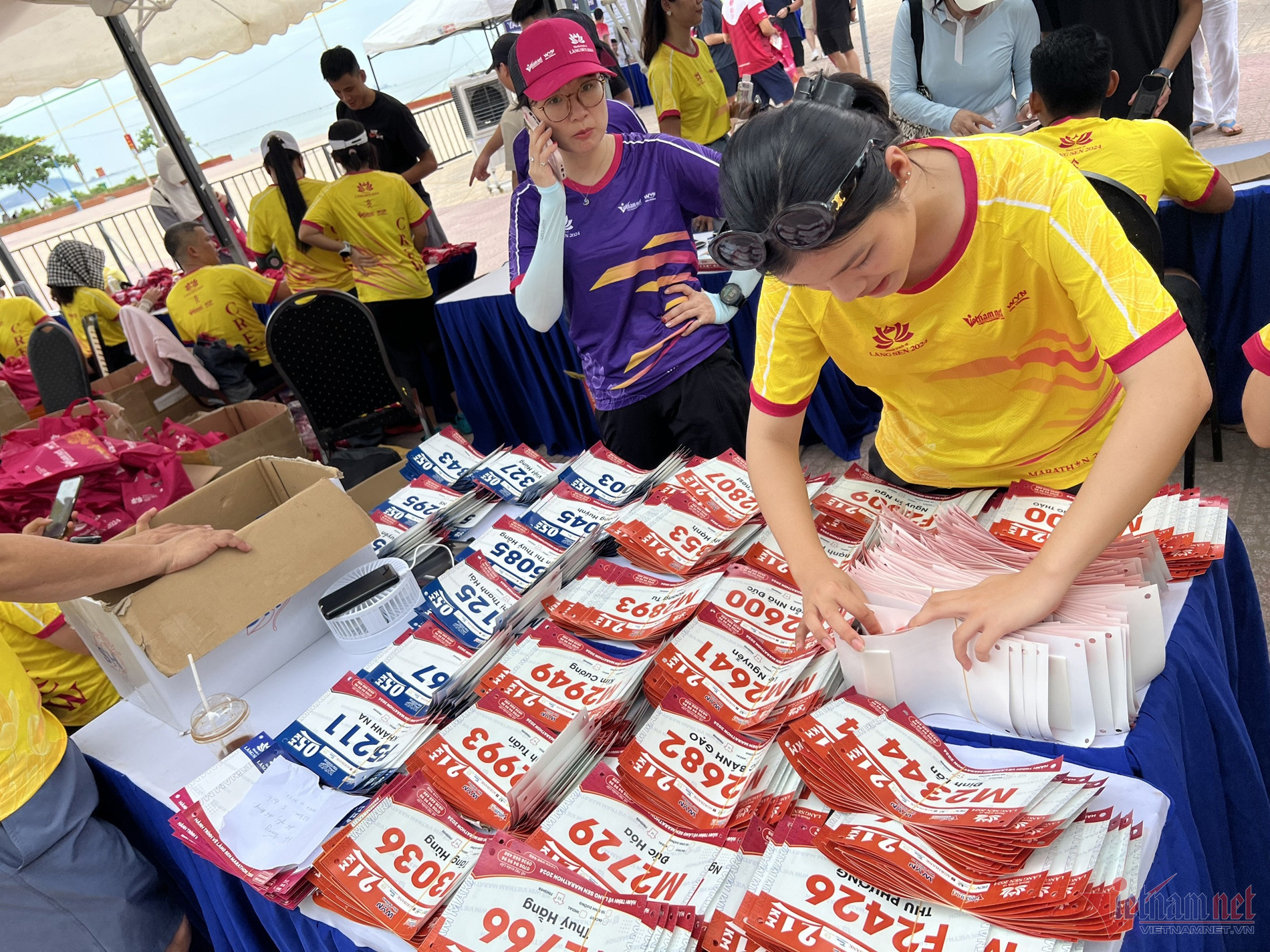 W-chay lang sen 2.jpg