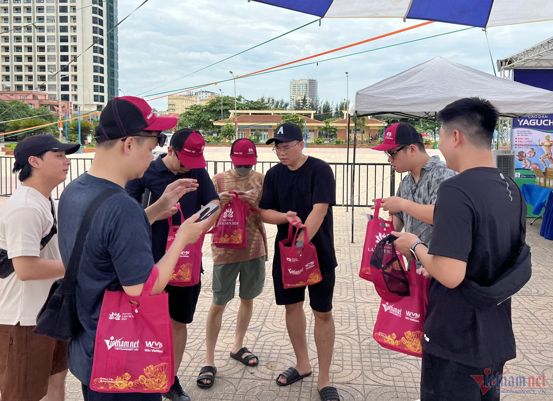 W-chay lang sen 9.jpg