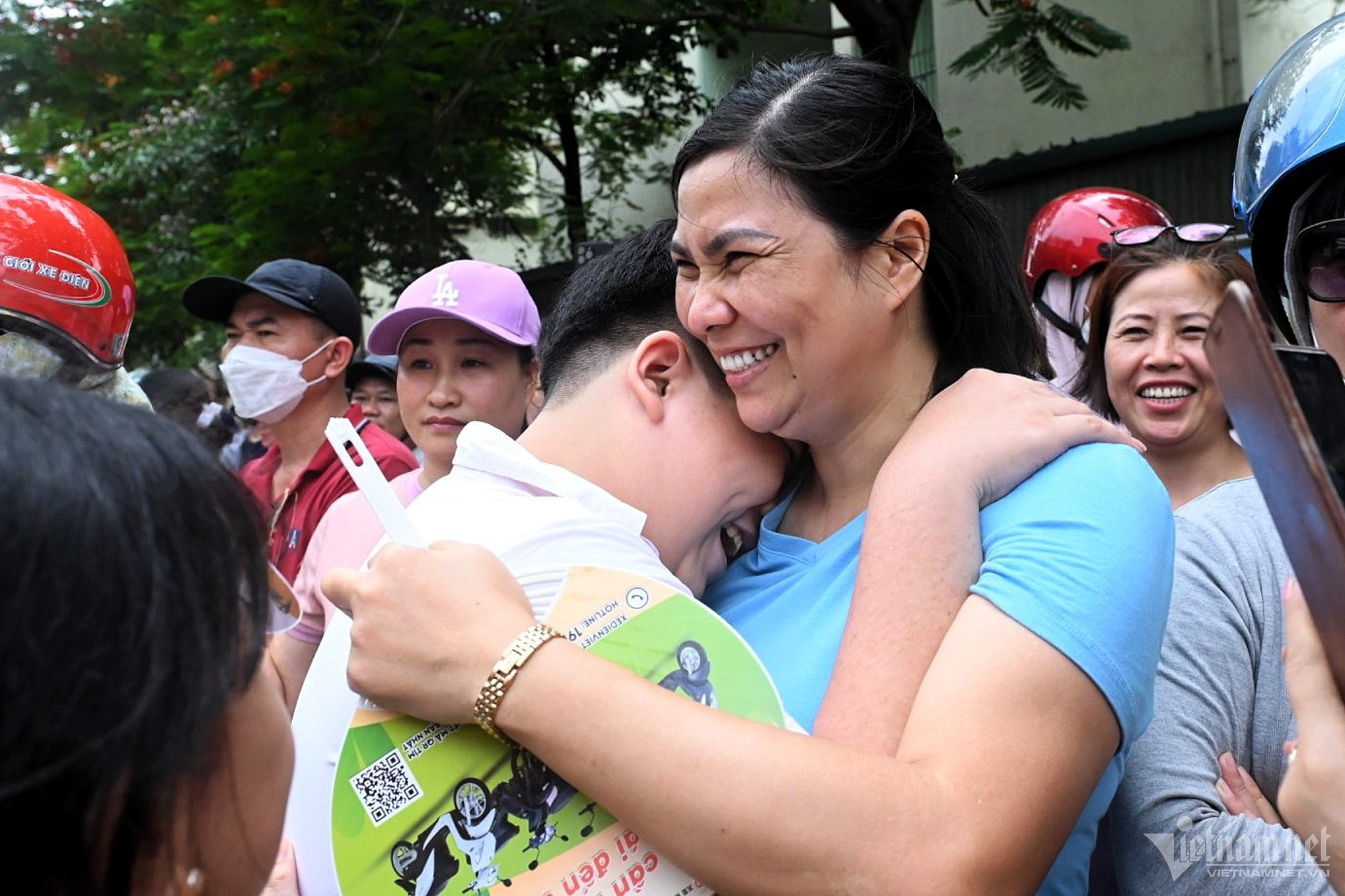 W-Thi lớp 10 Giáo dục Hà Nội (17).jpg