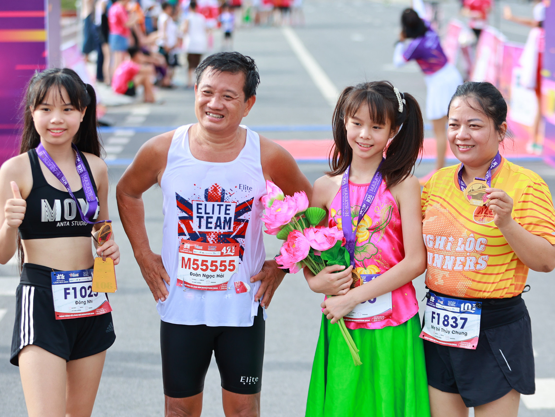 chay lang sen 12.JPG