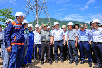 Thủ tướng biểu dương các đơn vị vượt khó khăn thi công đường dây 500 kV mạch 3