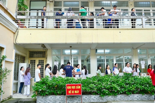 Tung tin sai sự thật việc lộ đề thi lớp 10 ở Hà Nội sẽ bị xử lý ra sao?