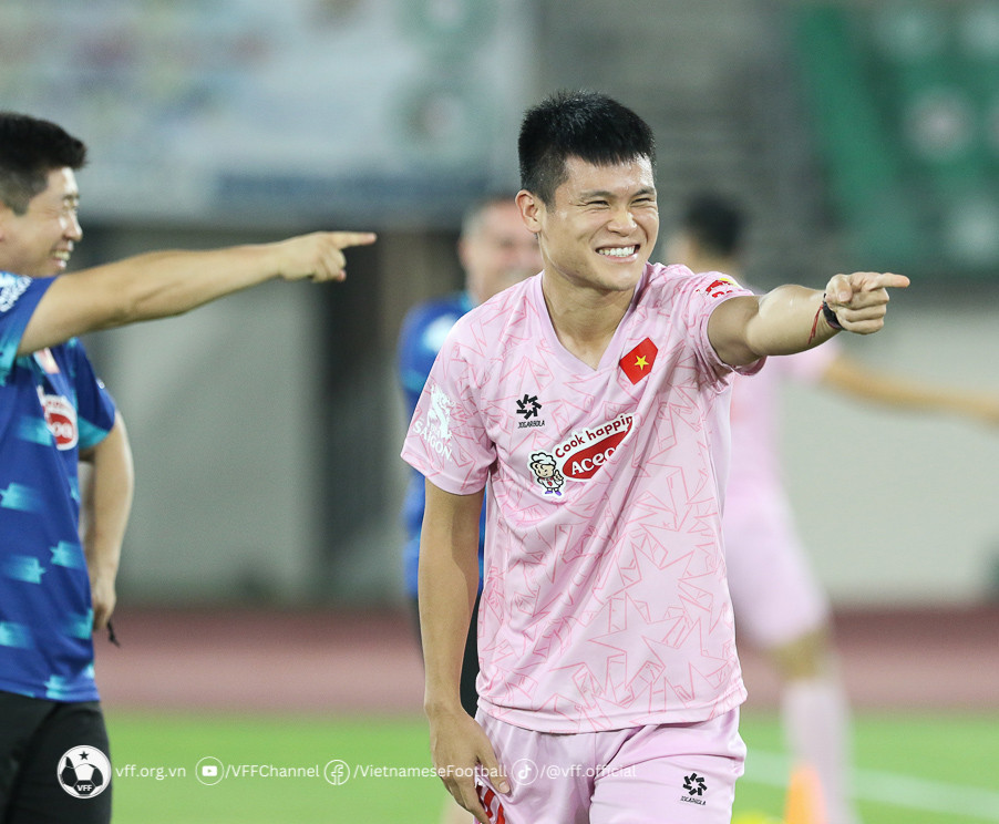 tuyen viet nam 7.jpg