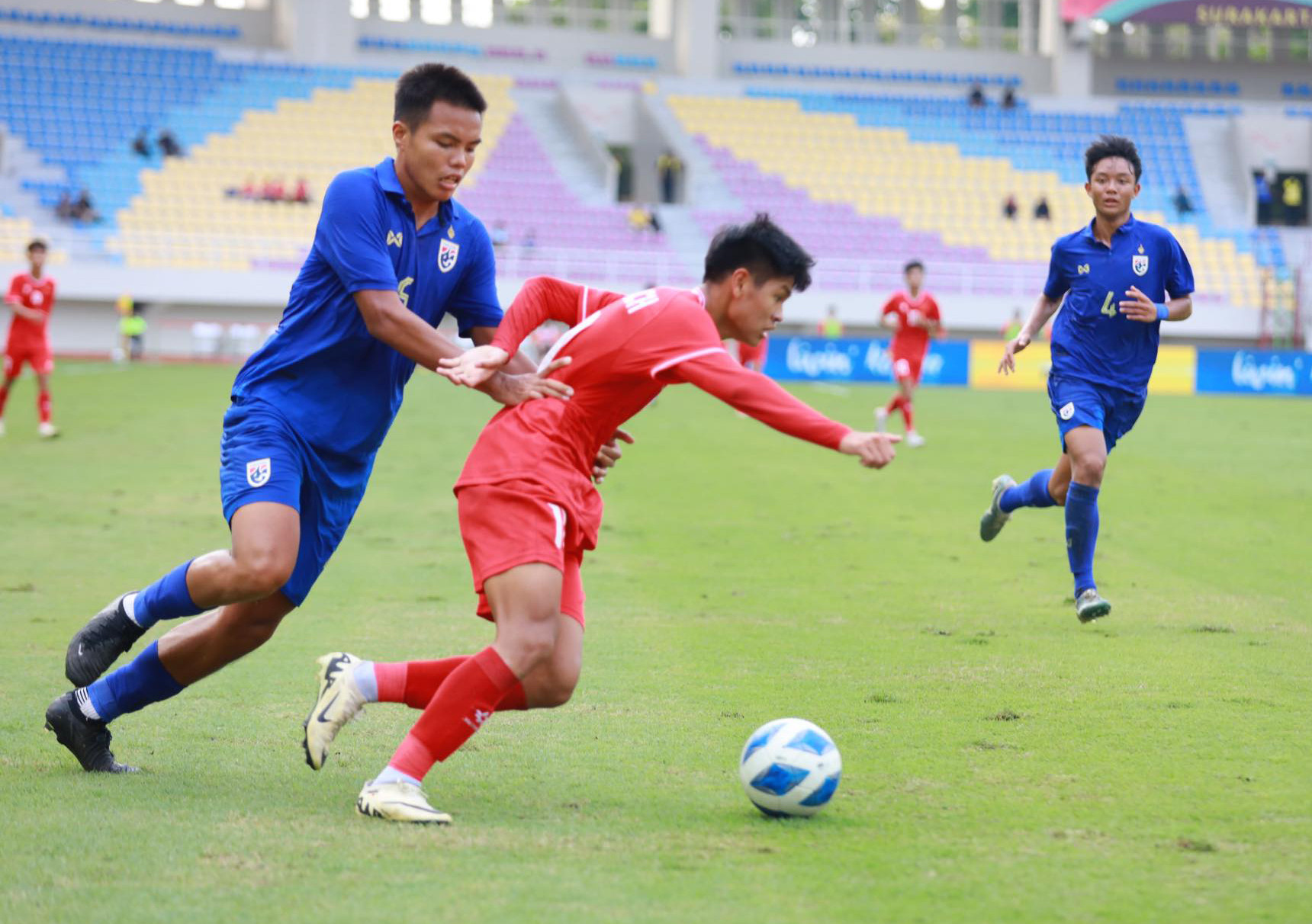 u16 viet nam vs u16 thai lan 9.jpg