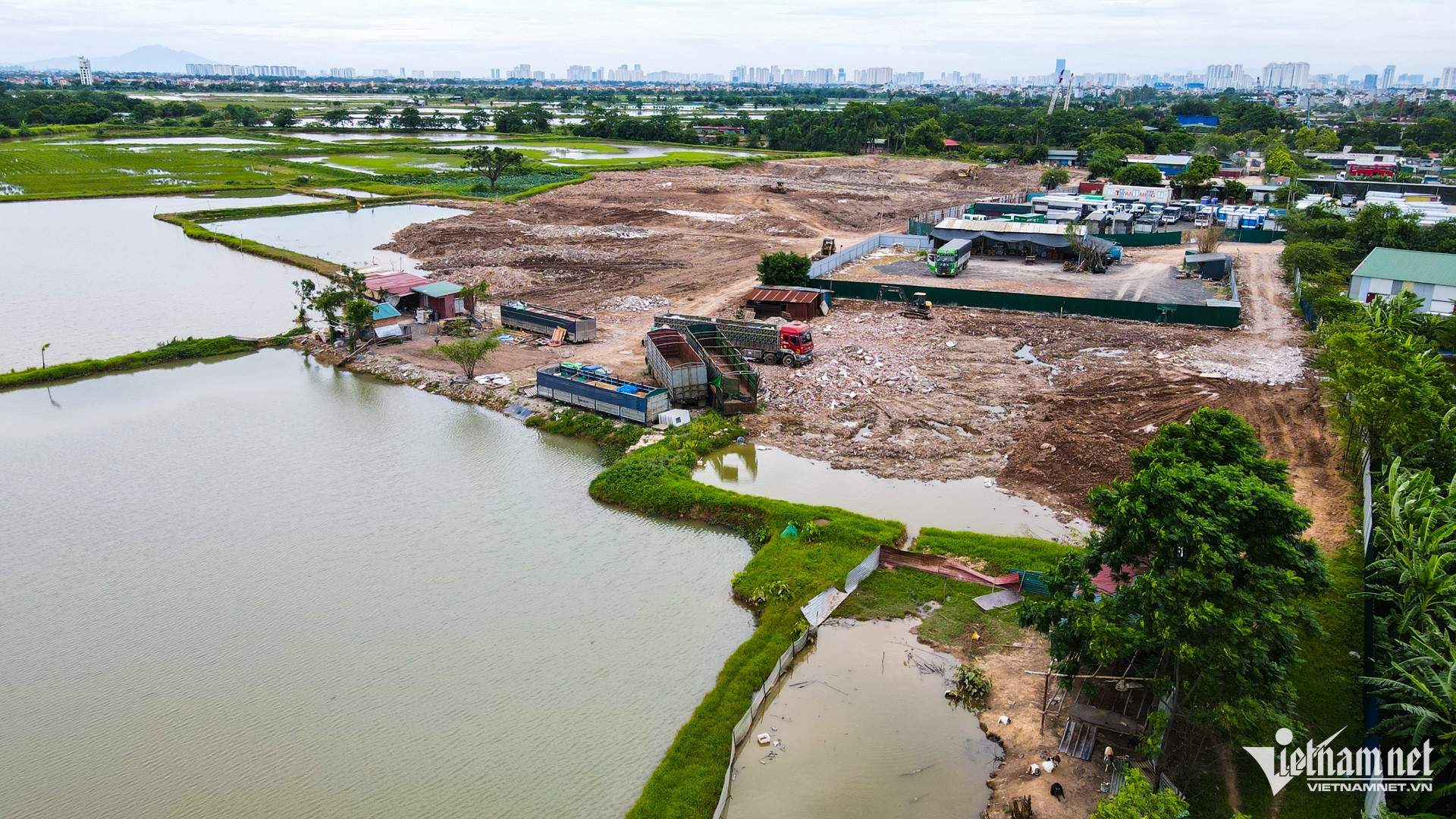 W-Ga Ngọc Hồi đường sắt (5).jpg