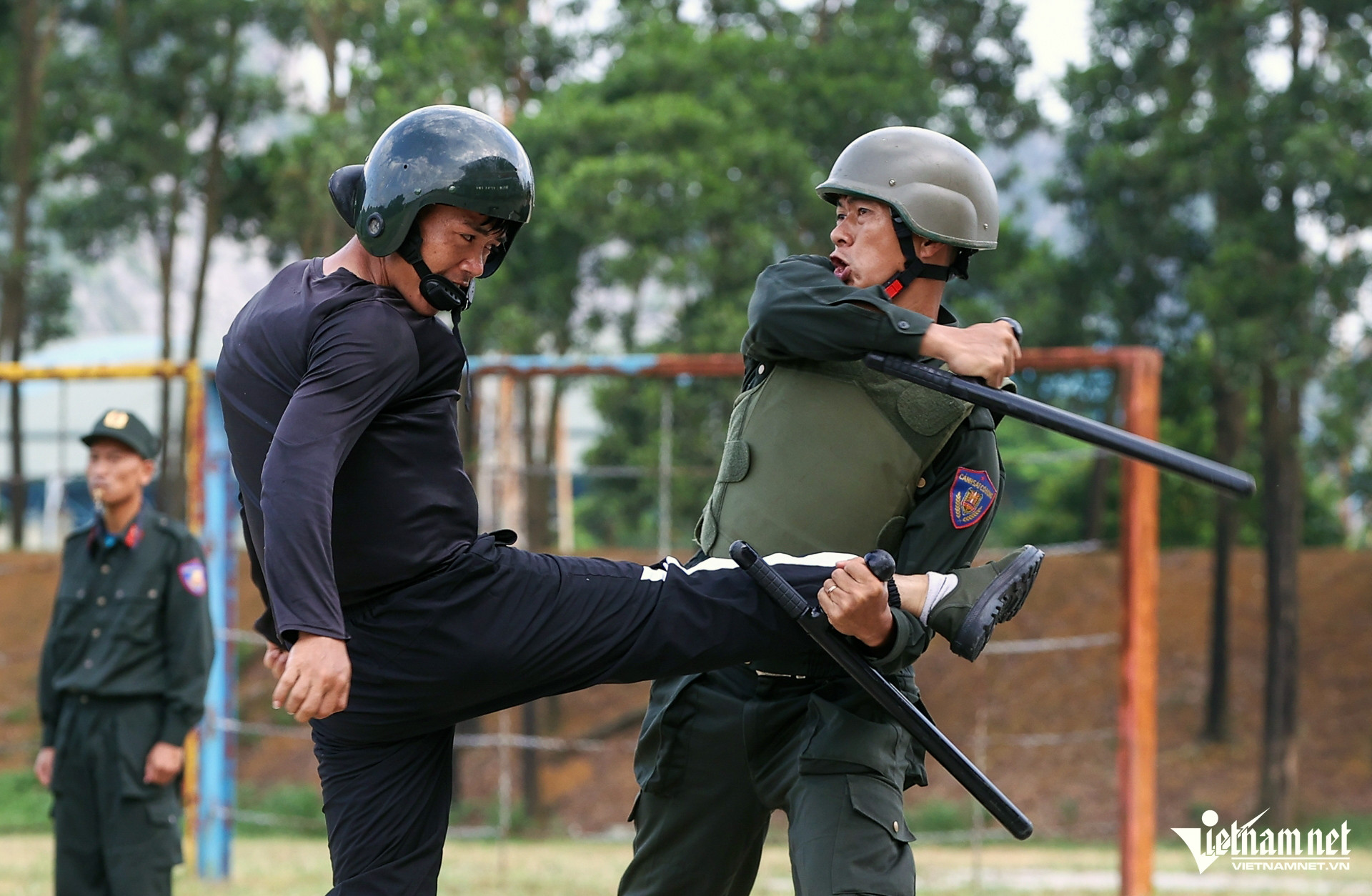 cảnh sát