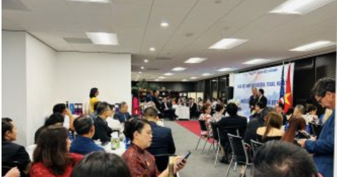 hay qua tong lanh su quan va cac co quan dai dien cua viet nam de duoc giai dap ket noi 261.jpg