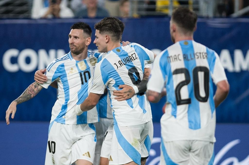 Messi lập công, Argentina vào chung kết Copa America 2024