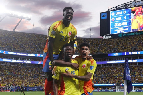 Chơi thiếu người, Colombia nghẹt thở vào chung kết Copa America 2024