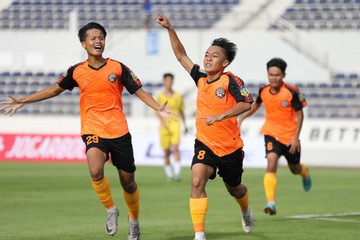 Khai mạc VCK U17 QG 2024: Bà Rịa Vũng Tàu thắng giòn SLNA