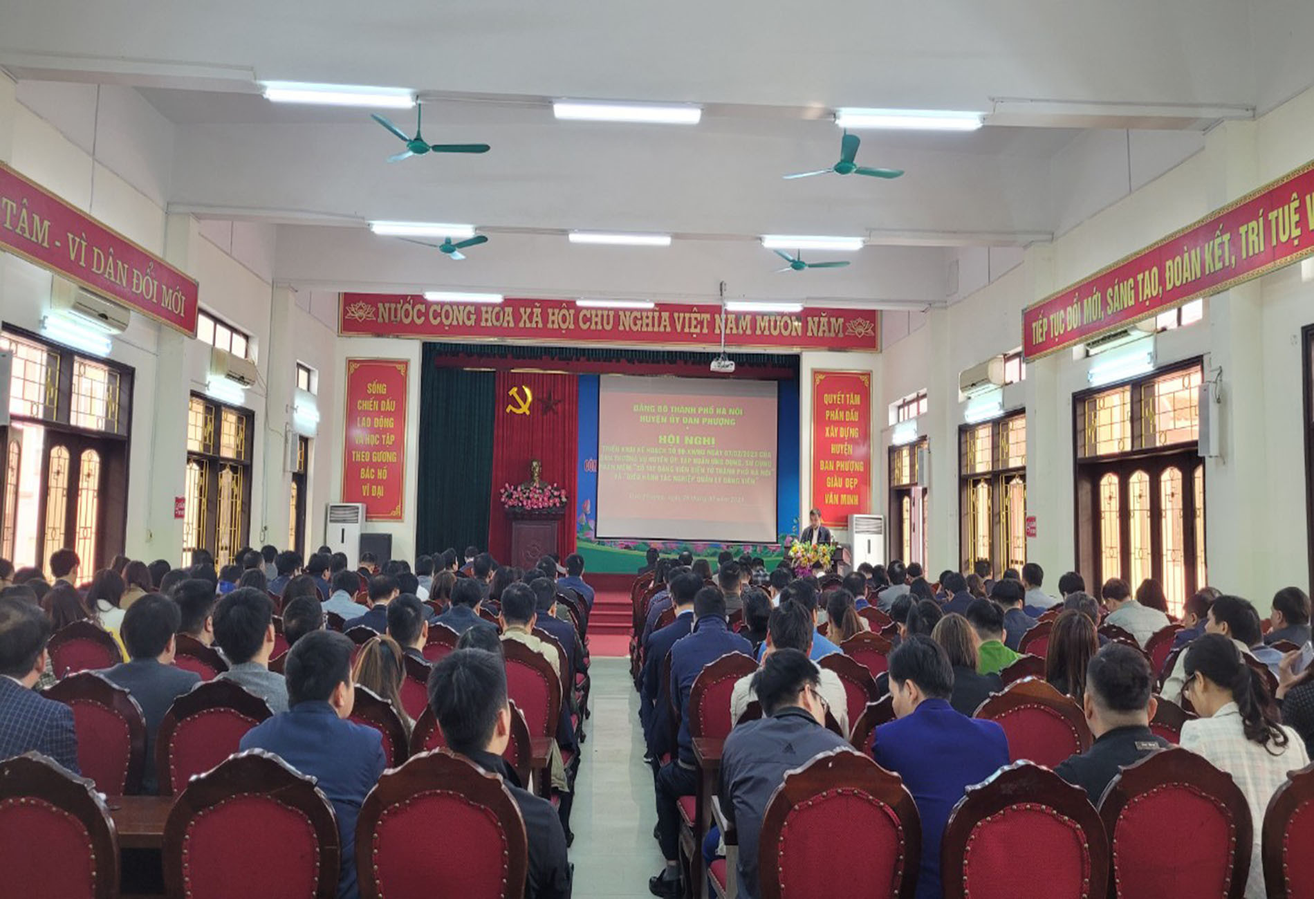 So tay dang vien=.jpg