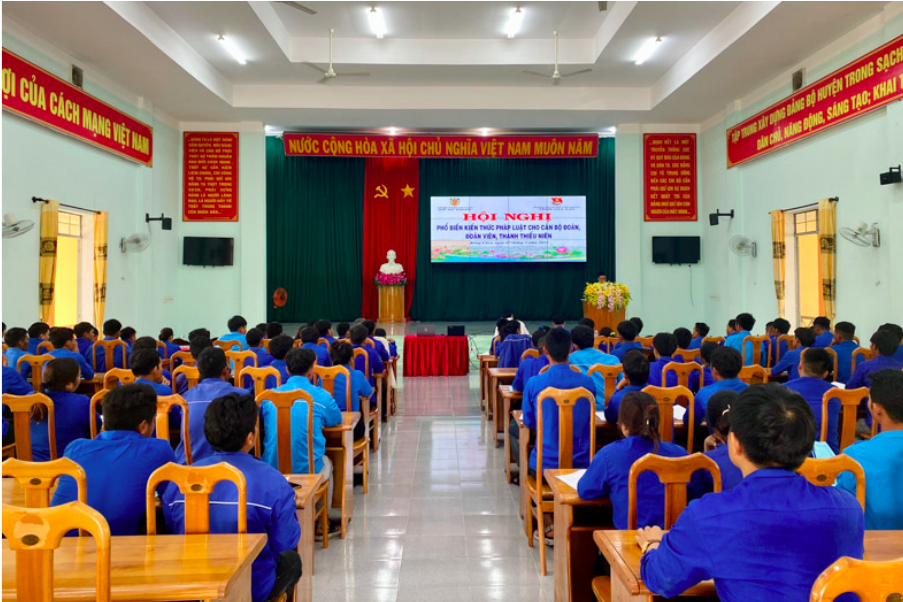 Đoàn viên, thanh thiếu niên được tuyên truyền phổ biến kiến thức pháp luật
