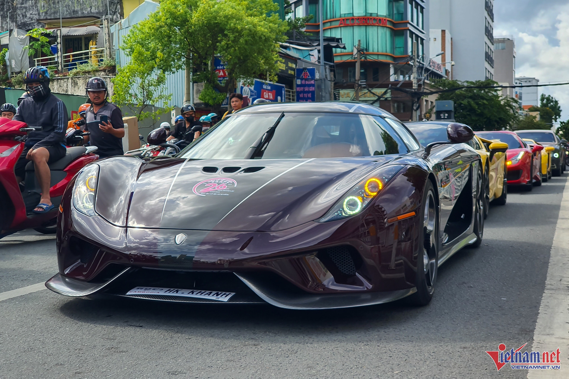 W-Koenigsegg Regera 10.jpg